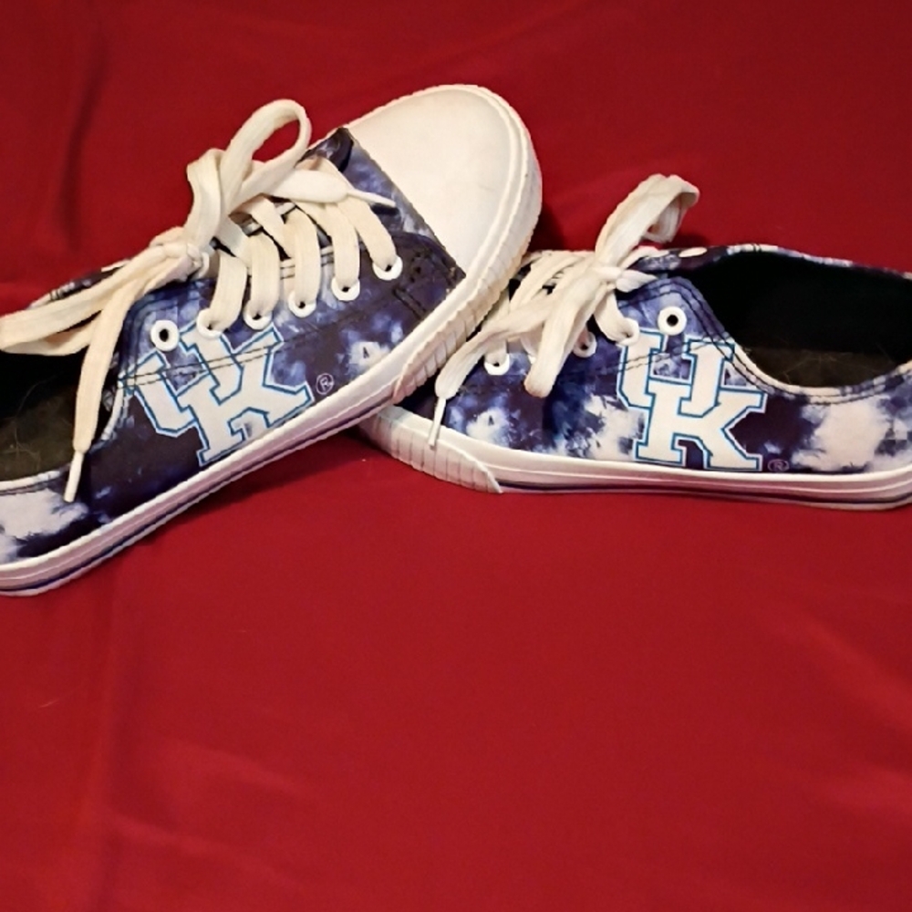 (15)Women's University Of Kentucky Blue and White Sneakers